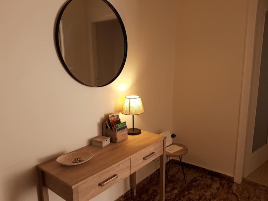Comfort Apartment In The City Kalamáta Eksteriør bilde